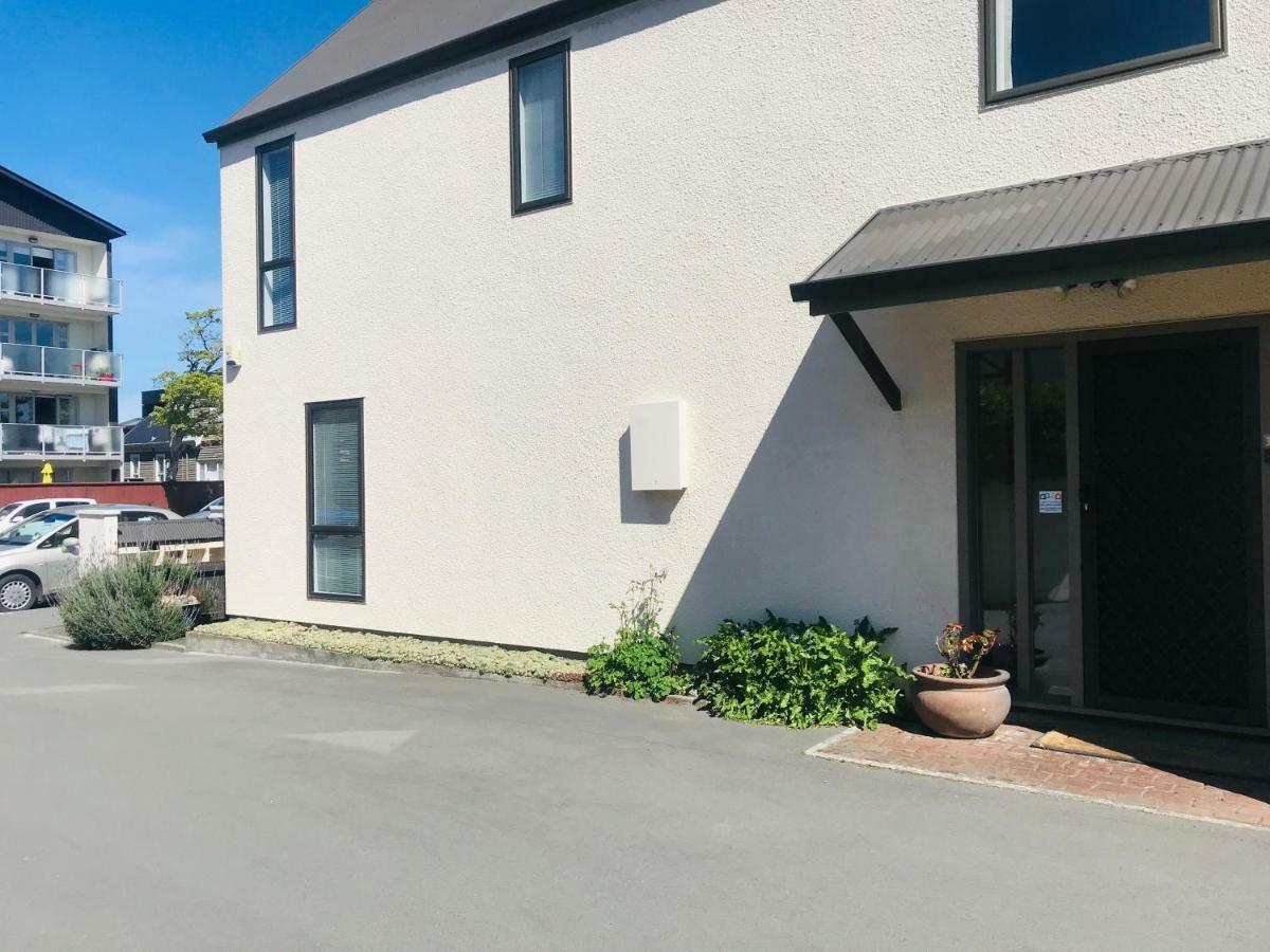 Salisbury Apartment - Christchurch Holiday Homes Экстерьер фото